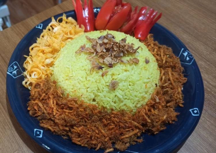 Nasi Kuning Versi Rice Cooker
