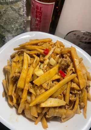 絞肉油燜竹筍 的食譜成品照片