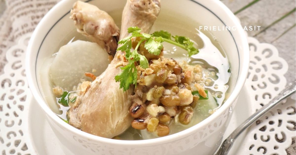 Sup Ayam Kacang Hijau