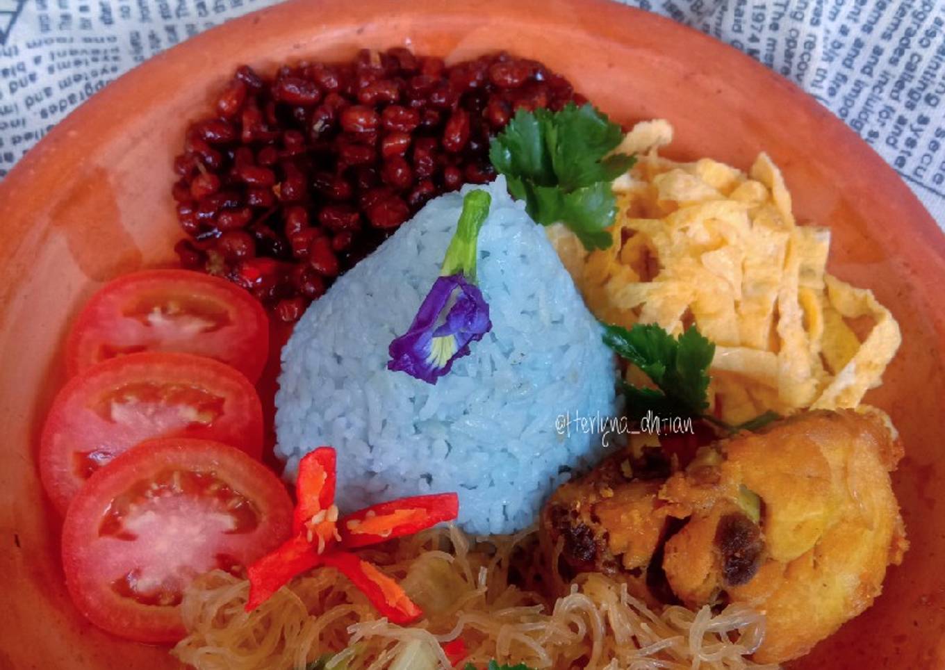 Nasi Gurih Bunga Telang