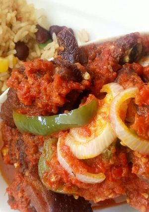 A picture of Peppered meat.