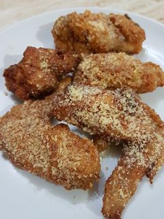 Foto resep Crunchy Garlic Parmesan Chicken Wings