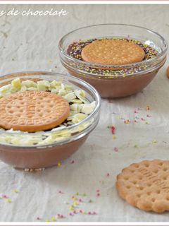 Una foto de Natillas de chocolate. (Thermomix)