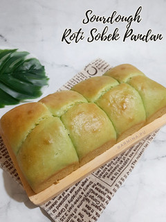 Foto resep Sourdough Roti Sobek Pandan