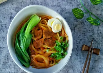 Siap Saji Ramen Kari Pedas Ala Warung