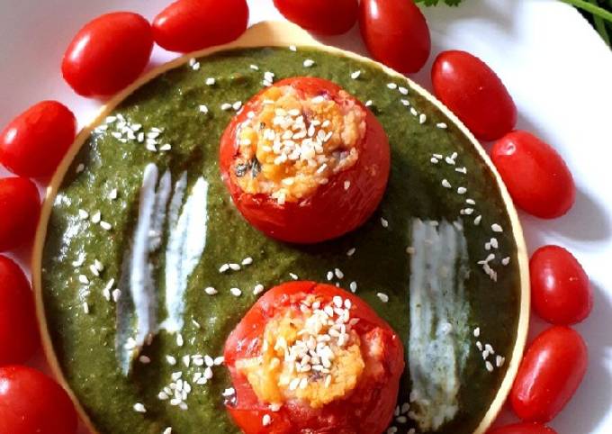 Baked Stuffed Tomato in Creamy Spinach