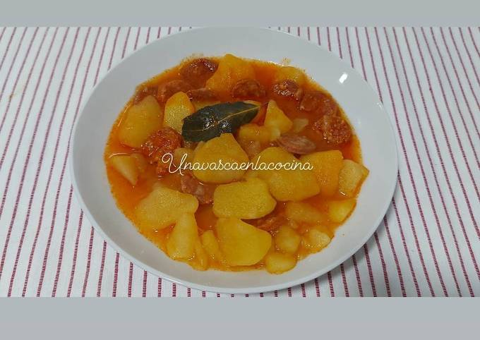 Patatas a la riojana Receta de Unavascaenlacocina- Cookpad