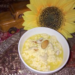 A picture of Curdled sweet milk.