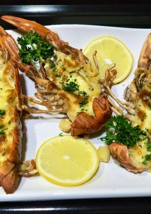 รูปของ Crayfish Thermidor เครย์ฟิชแตร์มีดอร์