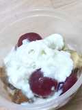 Oat yogurt buah