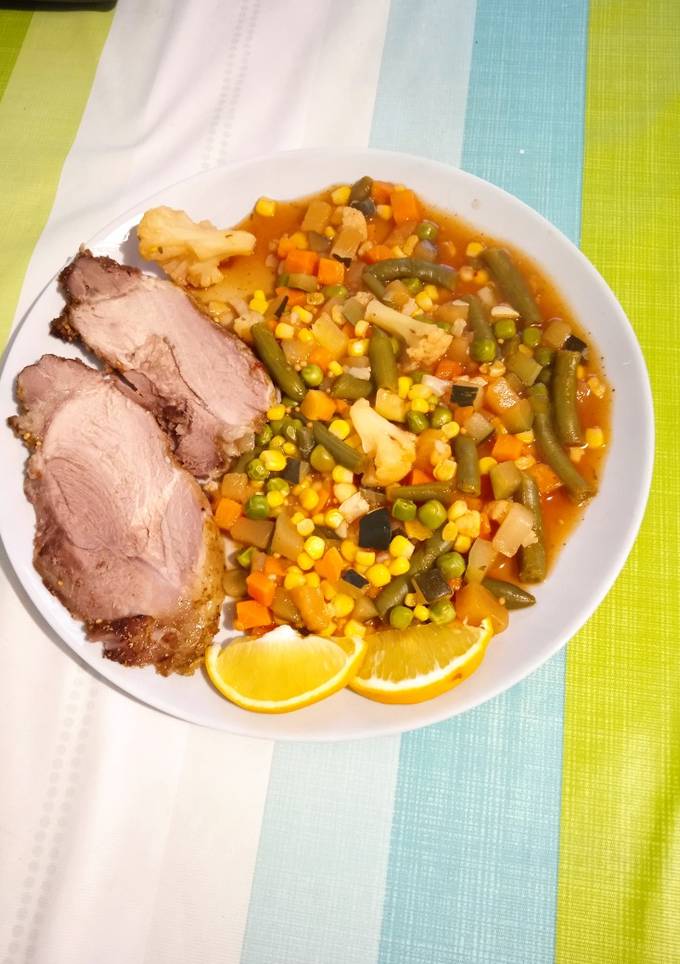 Свинина, запечённая с мандаринами