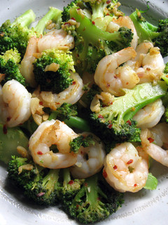 A picture of Steam-fried Garlic Chilli Broccoli & Prawns.