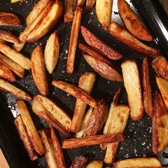 A picture of Homemade Chips.
