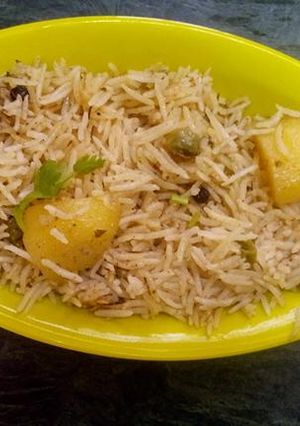 A picture of Shahi Pulav.