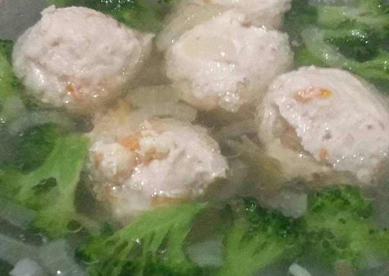 Sop Bola Ayam Keju Wortel