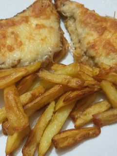 Una foto de Filete de lomo con salsa napolitana