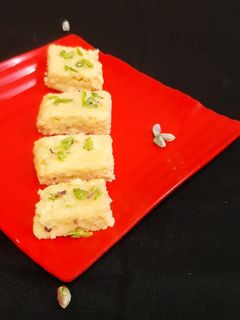 कलाकंद (Kalakand recipe in Hindi) रेसिपी मुख्य फोटो