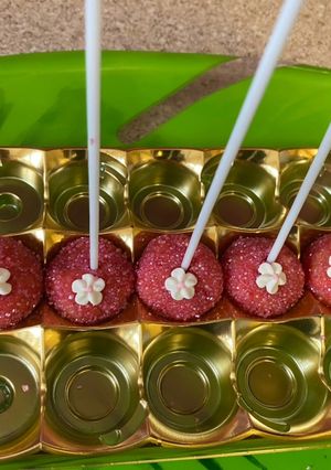 A picture of Rose barfi pops.