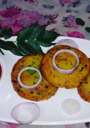 सूजी चीज़ टिक्की (suji cheese tikki recipe in hindi) रेसिपी मुख्य फोटो