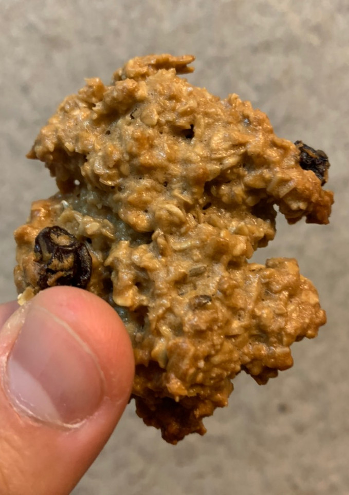 Una foto de Galletas de avena, pasas y chocolate