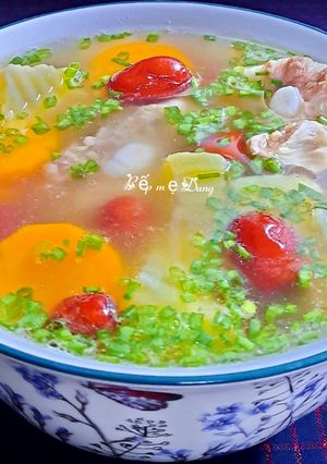Hình của món Canh sườn non nấu táo đỏ.