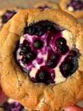 Bolachas de cheesecake com mirtilos