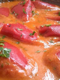 Una foto de Pimientos del piquillo rellenos de bacalao🍠