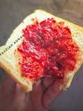 291. Selai Strawberry Homemade