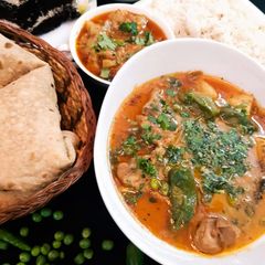 Aloo Matar Gosht A picture of Aloo Matar Gosht.