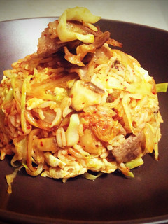 辣白菜肥牛炒飯 的食譜成品照片