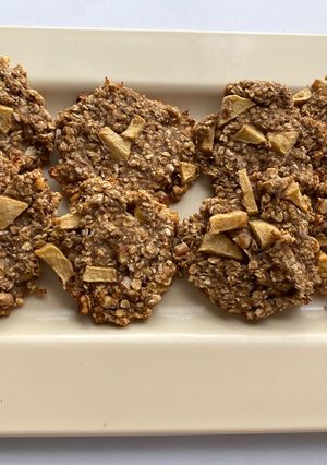 Una foto de Galletas saludables de avena, plátano y manzana