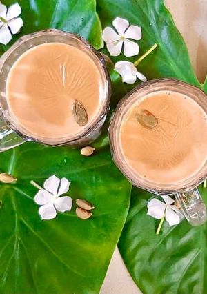 A picture of Cardamom tea.