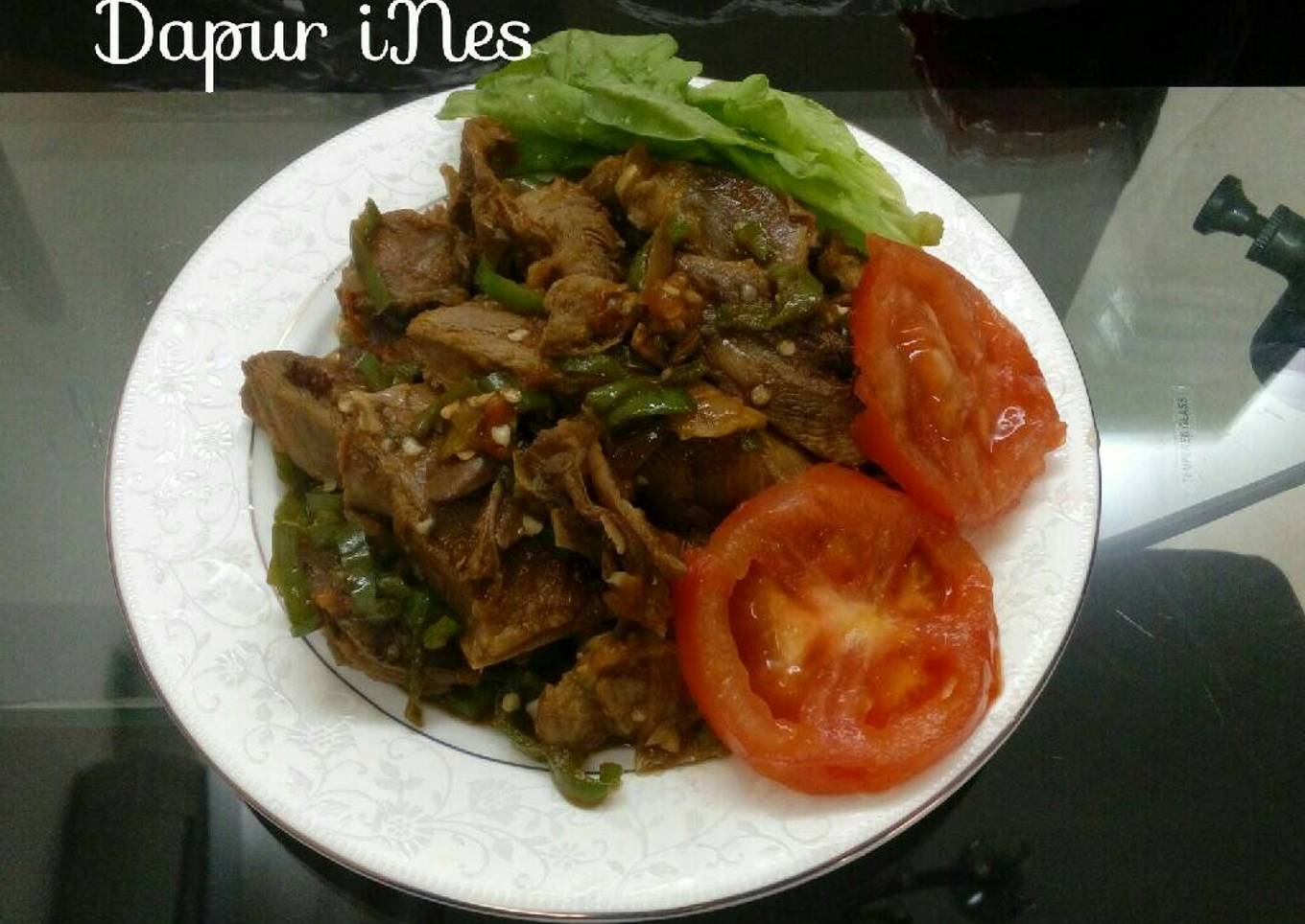 Daging bebek Bumbu pedas