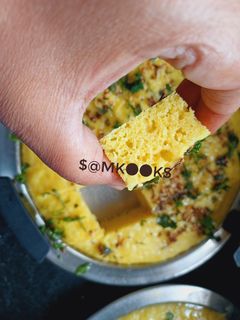 डाळ तांदुळाचा ढोकळा रेसिपी चे मुख्य फोटो