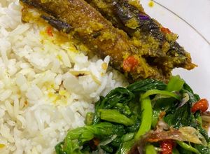 Foto resep Pindang Bumbu Kuning Dan Plecing Gonda