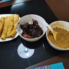 A picture of Pineapple Soy Sauce chicken wings.