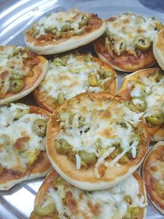 صورة لوصفة ميني بيتزا بالدجاج🍕🍗