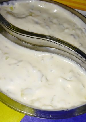 A picture of Tartar sauce.