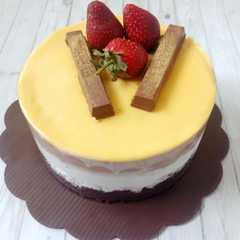 รูปของ Chilled Triple Cream Brulee