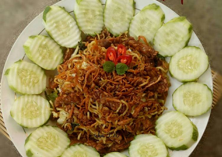 Bagaimana Menyiapkan Mie goreng tempe teri yang Menggugah Selera