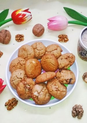 A picture of Oats Honey Walnut Cookies.