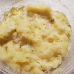 A picture of Lauren's Mashed Potatoes.