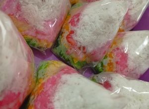 Foto resep Serawut pelangi ide jualan