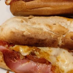A picture of My airfryer crispy ham and cheese rolls.