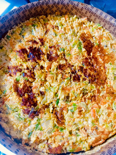 Una foto de TORTILLA DE ZAPALLO CALABAZA, ZAPALLITO Y OTROS VEGETALES 🧅🫑🥕🎃