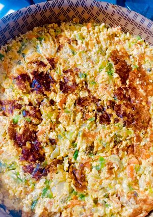 Una foto de TORTILLA DE ZAPALLO CALABAZA, ZAPALLITO Y OTROS VEGETALES 🧅🫑🥕🎃