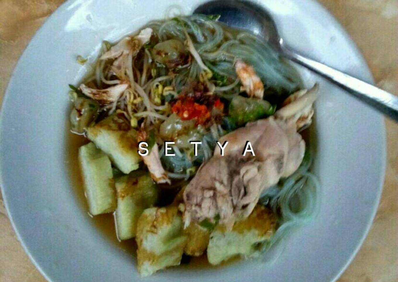 Soto ayam bening