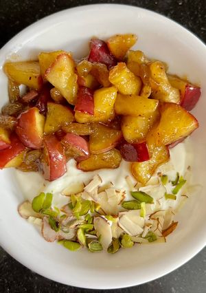 A picture of Apple Pie Pudding.