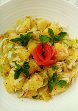 O poză a rețetei Salată de cartofi cu iceberg.