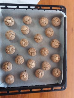 Una foto de Polvorones de gofio y Almendras